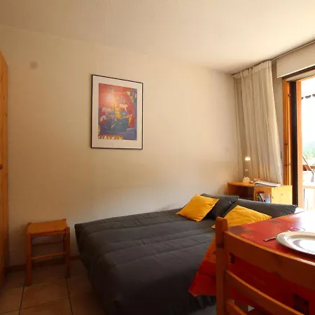 A Avec Casier A Ski, Garage En Option - 4 Personnes - Fr-1-330e-52 Apartment *